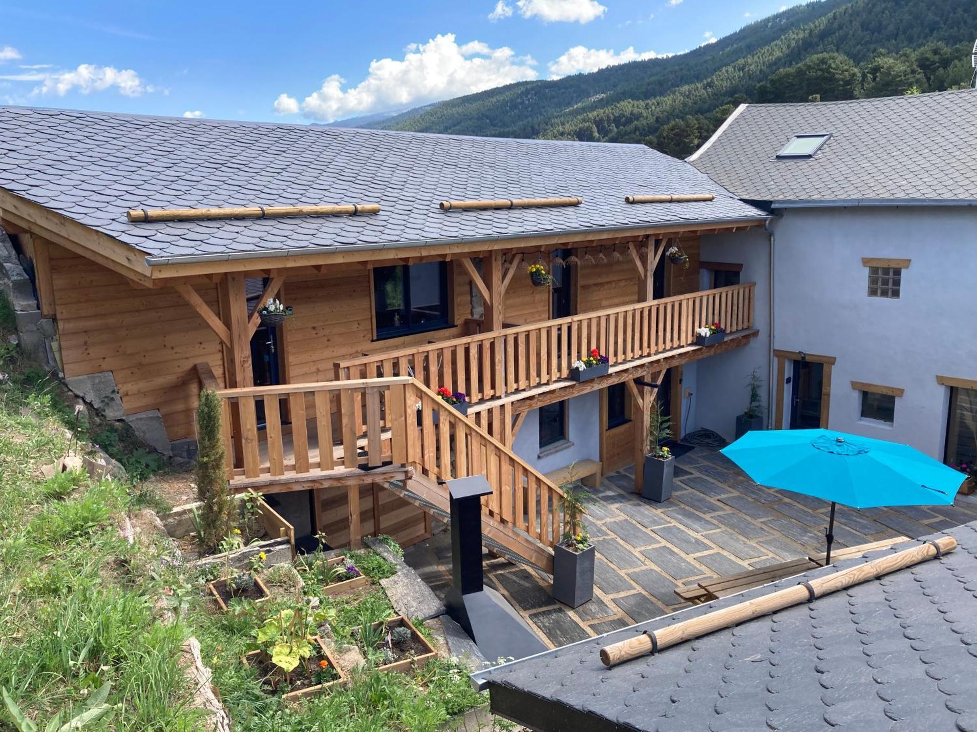 Grange Nere Le Clos Des Ours Matemale Exterior photo